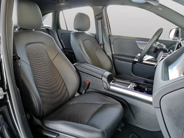 Mercedes-Benz EQA 300