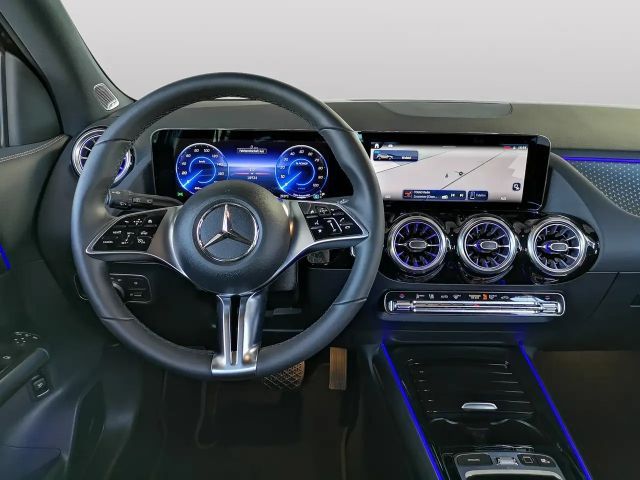 Mercedes-Benz EQA 300