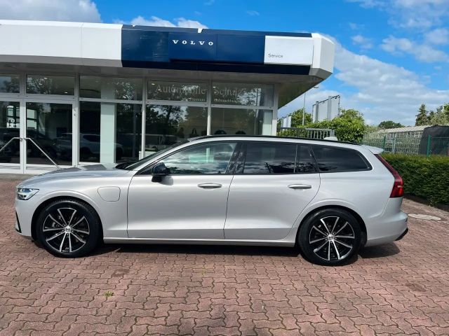 Volvo V60 T6 AWD Plug-in Hybrid Plus Dark Auto 2023 Hybride / Benzine