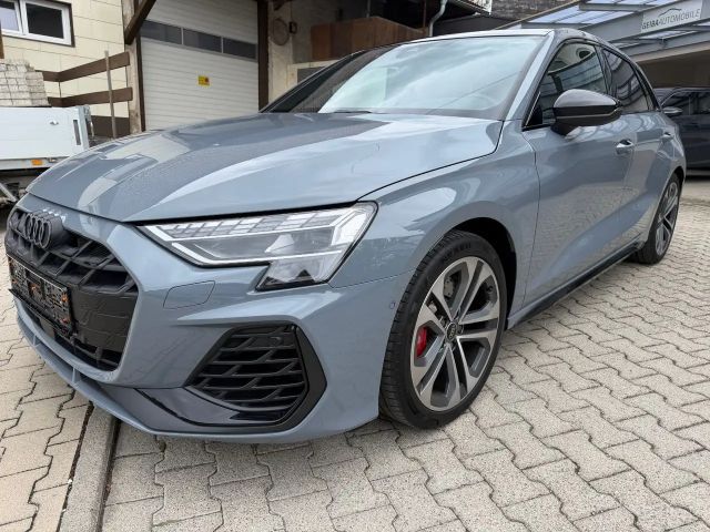 Audi S3 Sportback quattro, PORSCHE ARKTIKGRAU 2025 Benzine