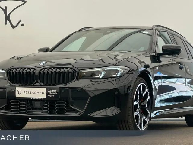BMW 330 e A Tou M-Sport,M-Sport PRO,AHK,RFK 2024 Hybride / Benzine
