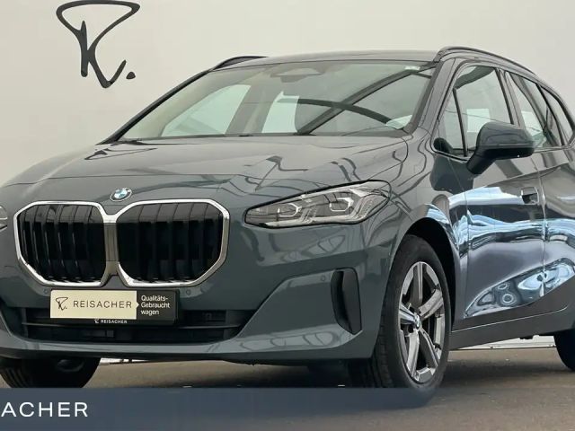 BMW 220 220i A Active Tourer RFK PDC SHZ LED 17"LM 2026 Benzine