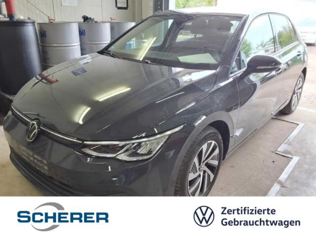 Volkswagen Golf 1.0 eTSI Life DSG SHZ LED AHK LED ACC 2023 Benzine