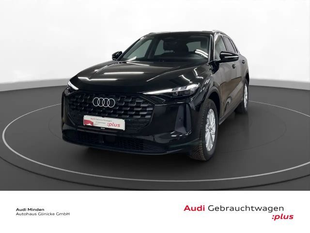 Audi Q5 2.0 TFSI AHK LED LM 19" Navi PDC+RFK ACC 2025 Benzine