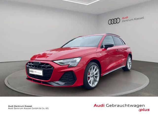 Audi A3 A3 SB 45 TFSI e S line LED AHK Kamera Carplay 2025 Hybride / Benzine