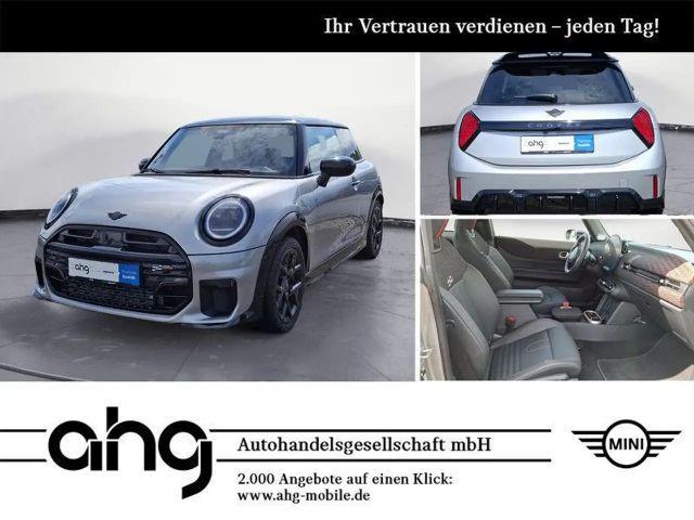 MINI Cooper C COOPER C JCW Trim *PaketM*Navi*Pano*Kamera*LED*P 2025 Benzine