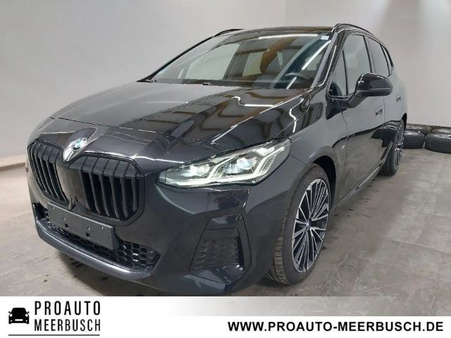BMW 218 i Active Tourer M Sport PANO/AHK/HEADUP/MMRY 2025 Benzine