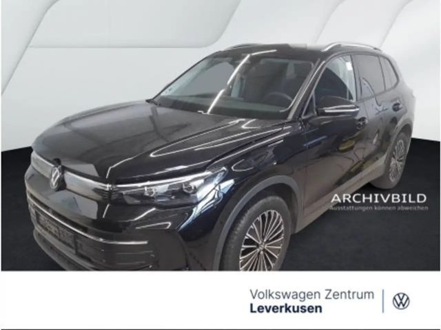 Volkswagen Tiguan Goal DSG AHK ACC NAVI VIRT KAM 360° SH 2025 Benzine