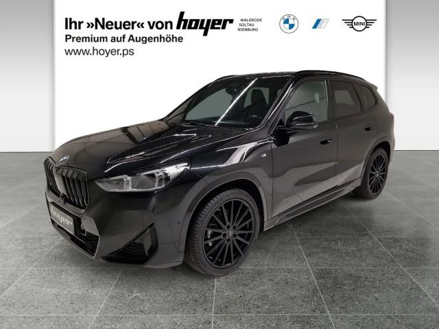 BMW X1 sDrive18i SAV M Sportpaket Head-Up HK HiFi 2023 Benzine