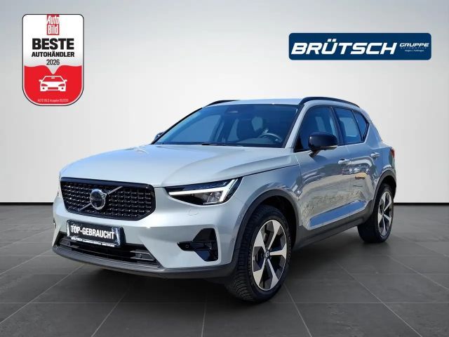 Volvo XC40 B4 Plus Dark 2WD AUTOMATIK / AHK / LEDER / PIXEL-L 2024 Benzine