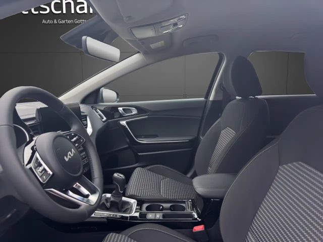 Kia Ceed / cee'd