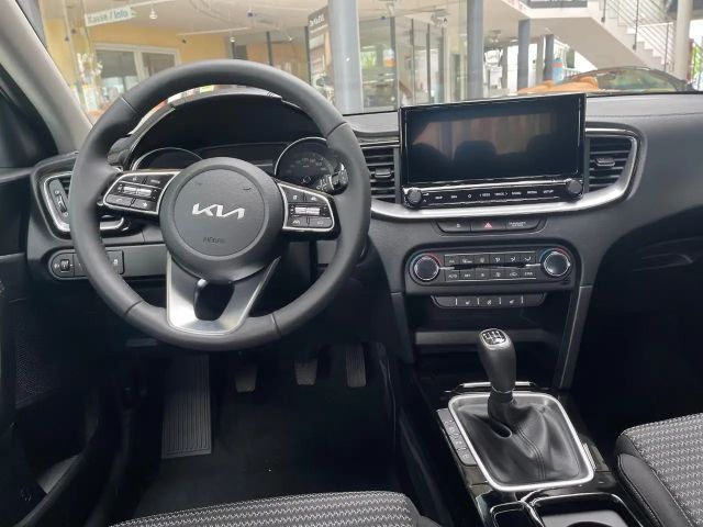 Kia Ceed / cee'd