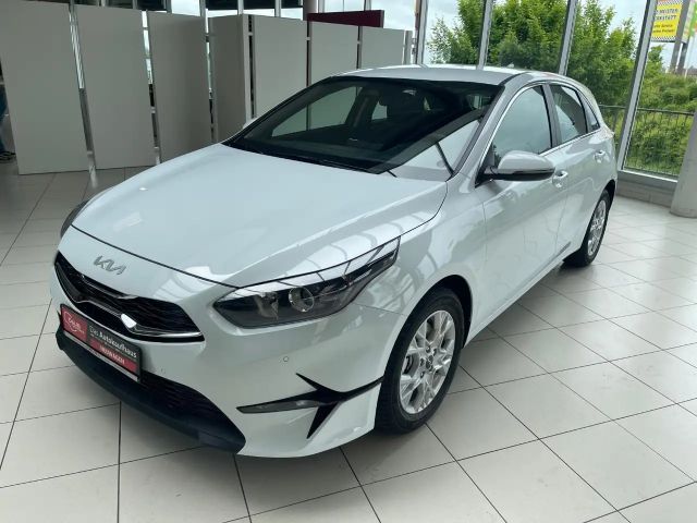 Kia Ceed / cee'd