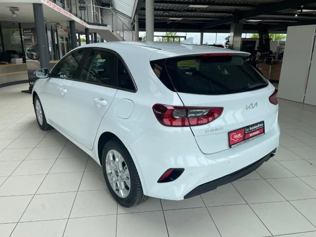 Kia Ceed / cee'd