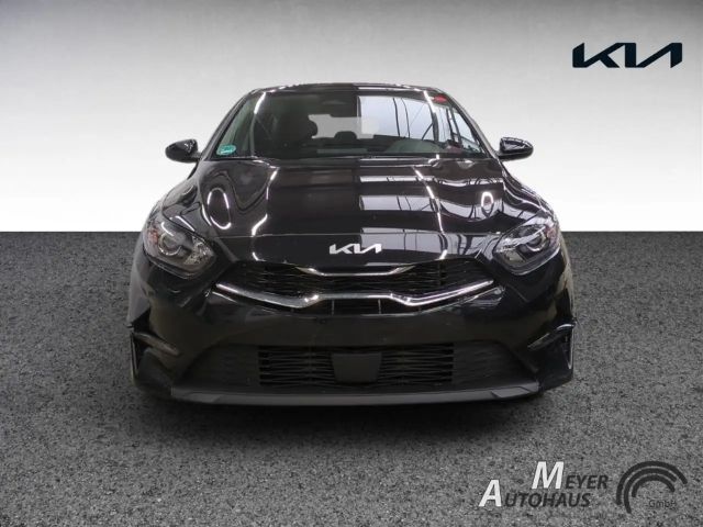 Kia Ceed / cee'd