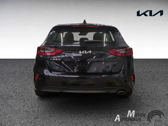 Kia Ceed / cee'd