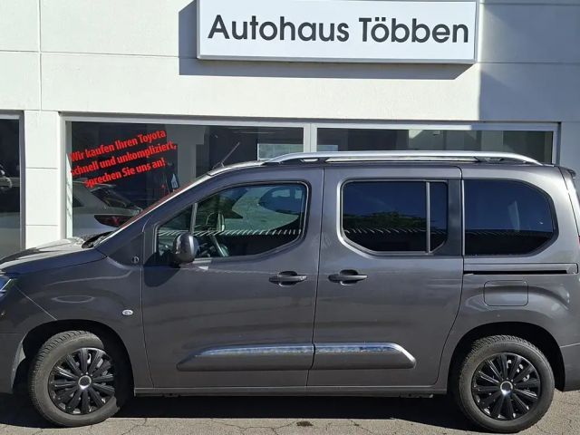 Toyota Proace City