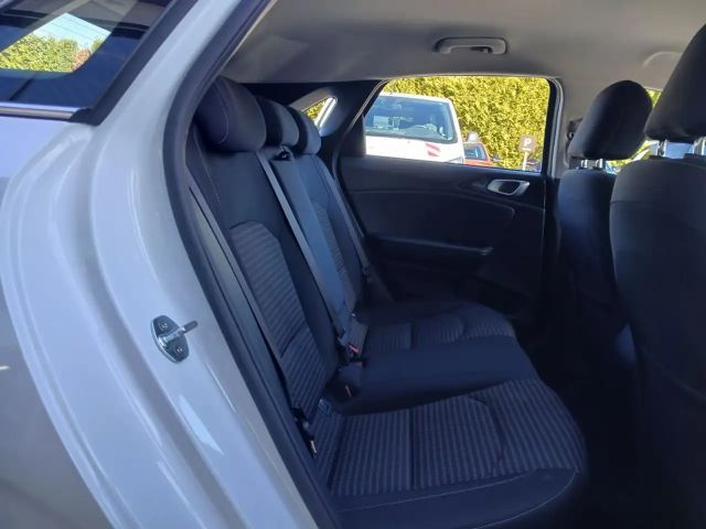 Kia Ceed / cee'd