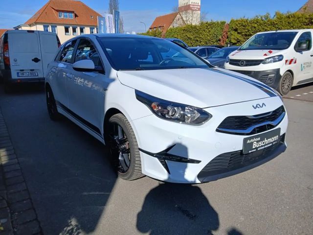 Kia Ceed / cee'd