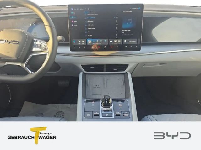 BYD Sealion 7