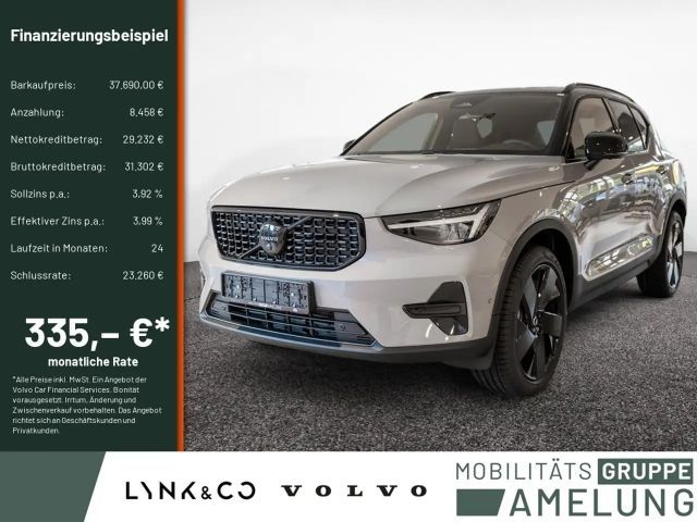 Volvo XC40 2.0 Plus Black Edition 2WD ACC LED 360° 2026 Benzine