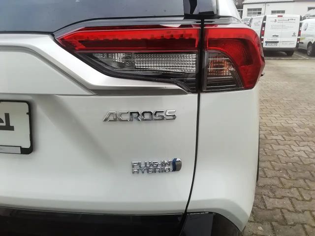 Suzuki Across