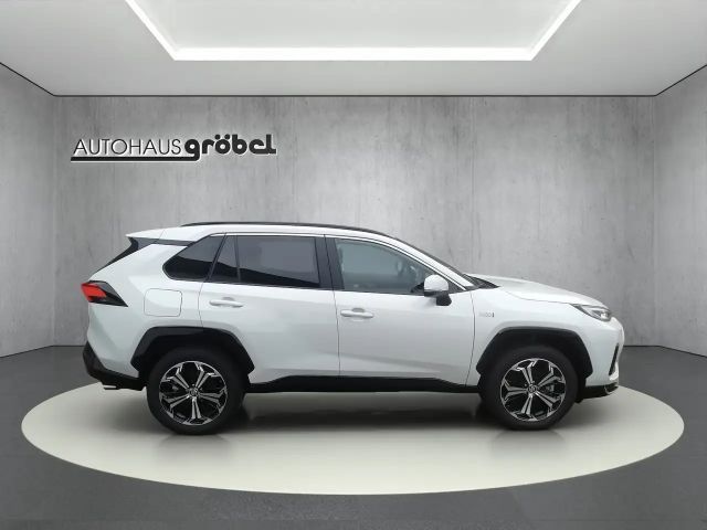 Suzuki Across