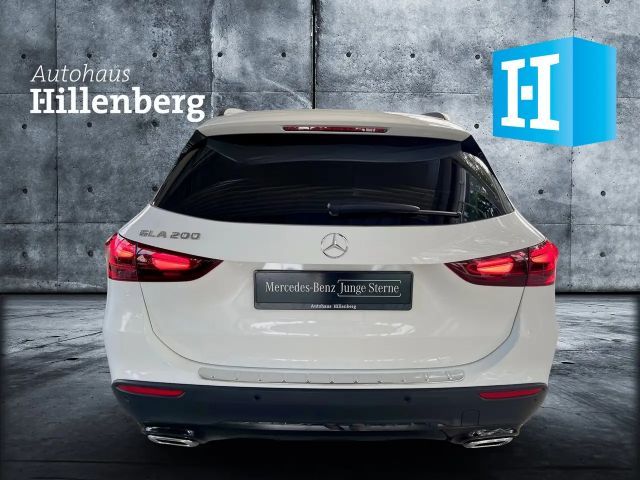 Mercedes-Benz GLA 200