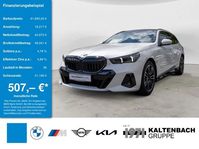 BMW 540 d Touring xDrive M-Sport Pro PANO AHK HUD 2024 Diesel