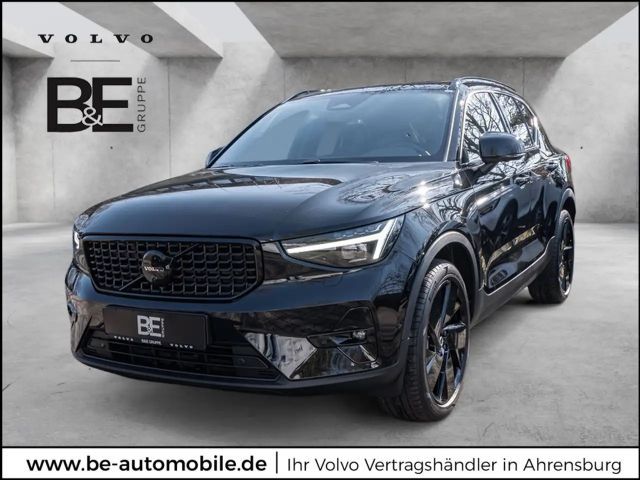 Volvo XC40 B4 Ultra Black Edition ACC Pano 20" 2026 Benzine