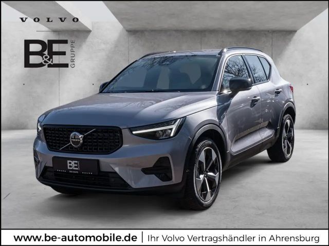 Volvo XC40 B3 Plus Dark *Ganzjahresreifen* 2026 Benzine