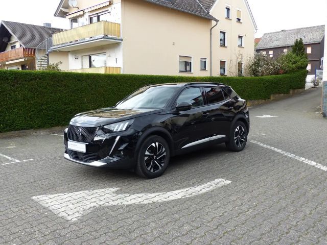 Peugeot e-2008
