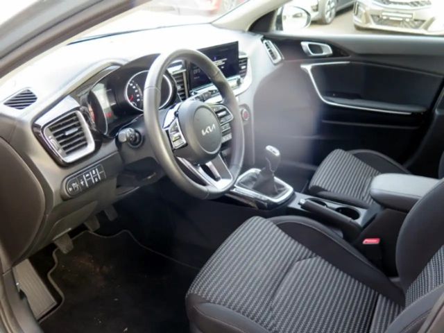 Kia Ceed / cee'd