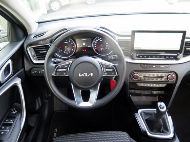 Kia Ceed / cee'd