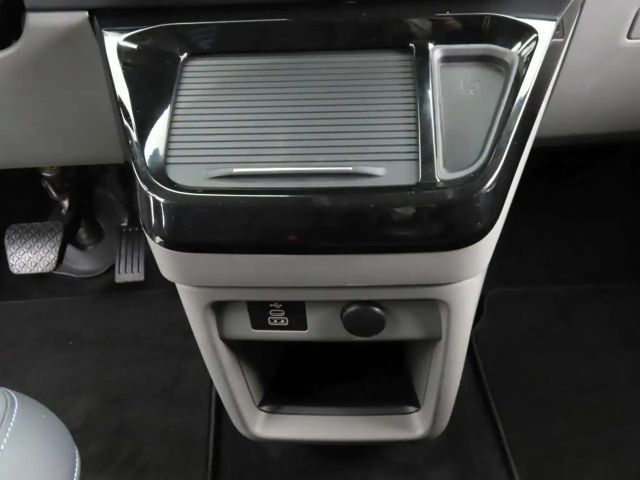 Ford Nugget