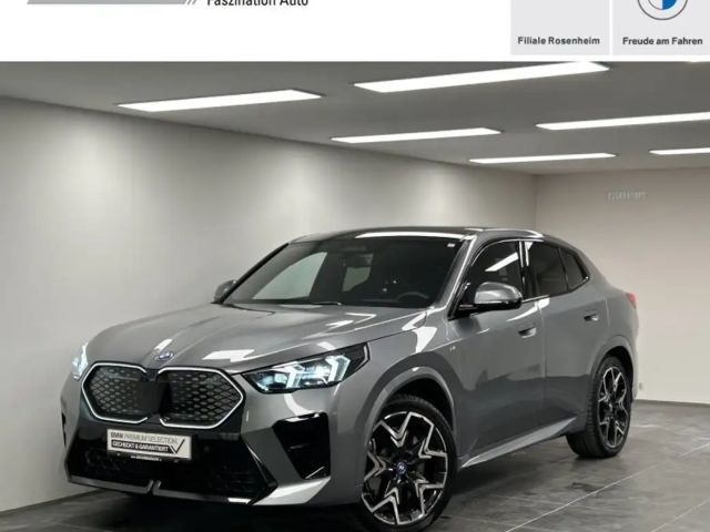 BMW iX2 xDrive30 M Sportpaket Pro Harman/Kardon Pano. DAB 2025 Elektrisch
