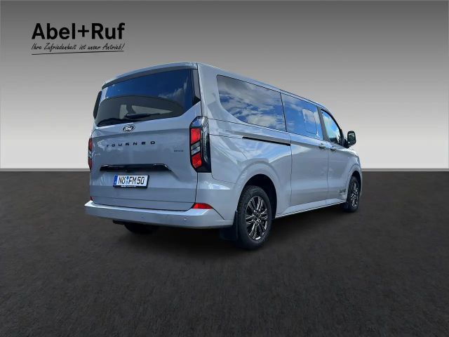 Ford Tourneo
