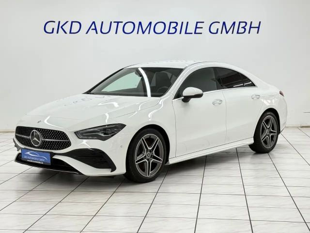 Mercedes-Benz CLA 200 *AMG Line*Kamera*Keyless*Ambiente*NAVI 2023 Benzine
