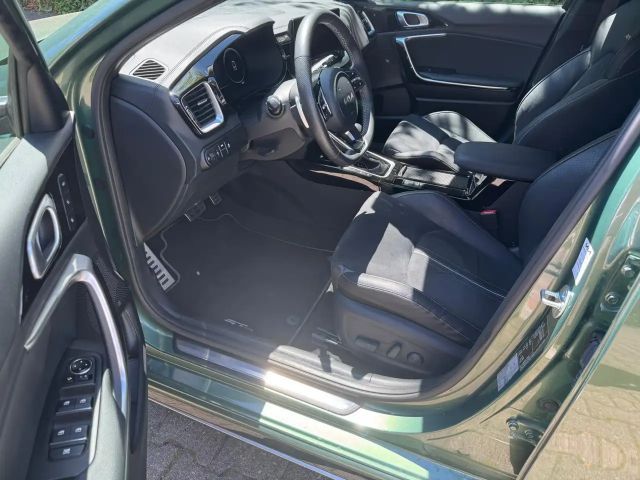 Kia Ceed / cee'd