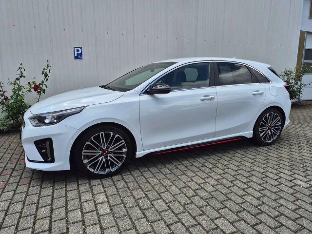 Kia Ceed / cee'd