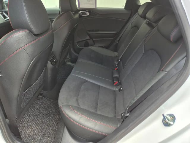 Kia Ceed / cee'd