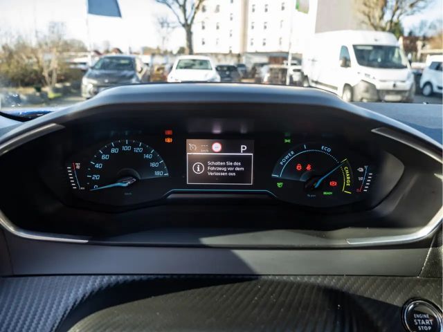 Peugeot e-2008
