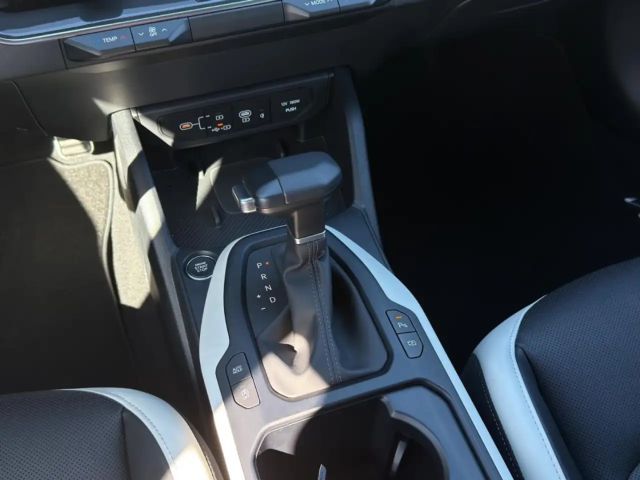 Kia K4