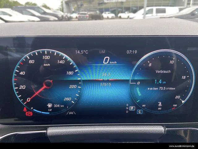 Mercedes-Benz B 180
