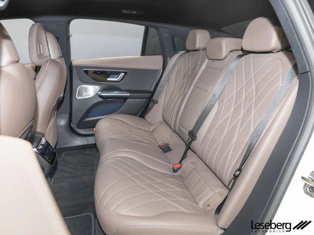 Mercedes-Benz EQE 300