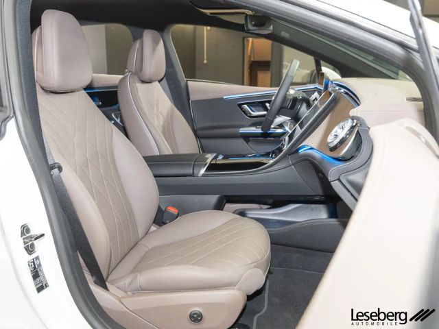 Mercedes-Benz EQE 300
