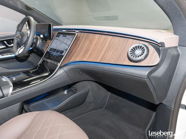 Mercedes-Benz EQE 300