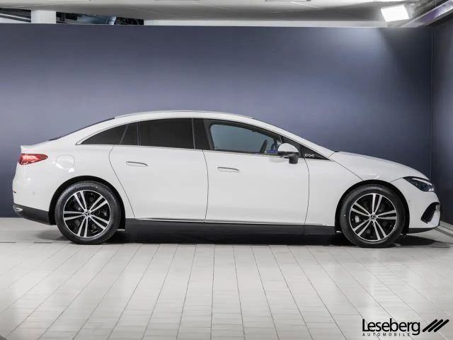 Mercedes-Benz EQE 300