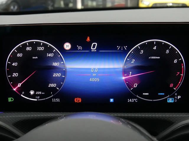 Mercedes-Benz CLA 180