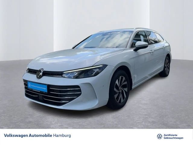 Volkswagen Passat 1.5eTSI DSG AK Kamera Sitzheizung CarPlay 2024 Benzine